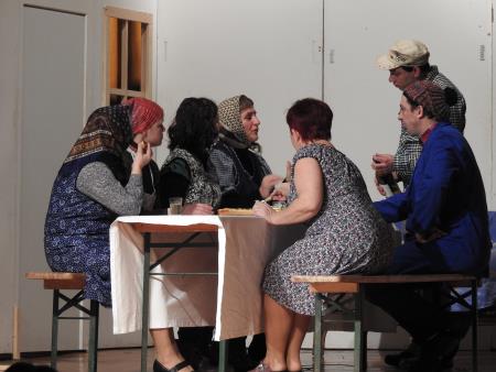 Dramska sekcija KD Cven, organizirala Veseli večer tudi v Domu kulture Razkrižje 17